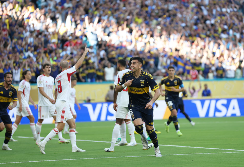 本菲卡战平曼城,范戴克梅开二度意甲 本菲卡战平曼城,范戴克梅开二度意甲