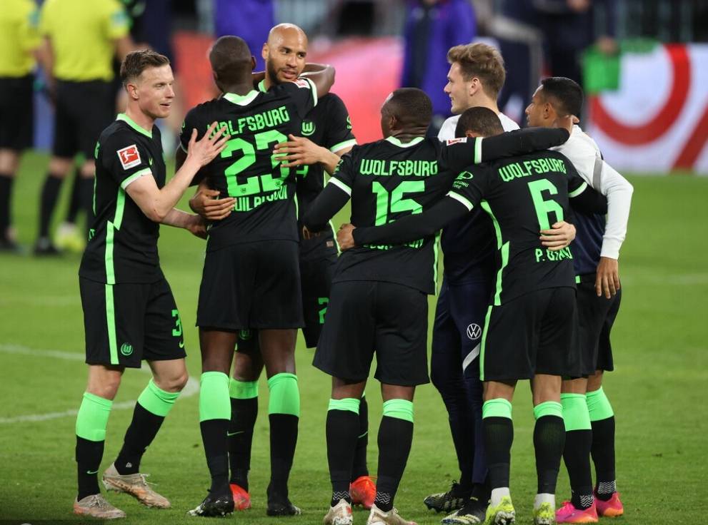 关于沃尔夫斯堡主场击败对手,德甲排名有所上升的信息 关于沃尔夫斯堡主场击败对手,德甲排名有所上升的信息