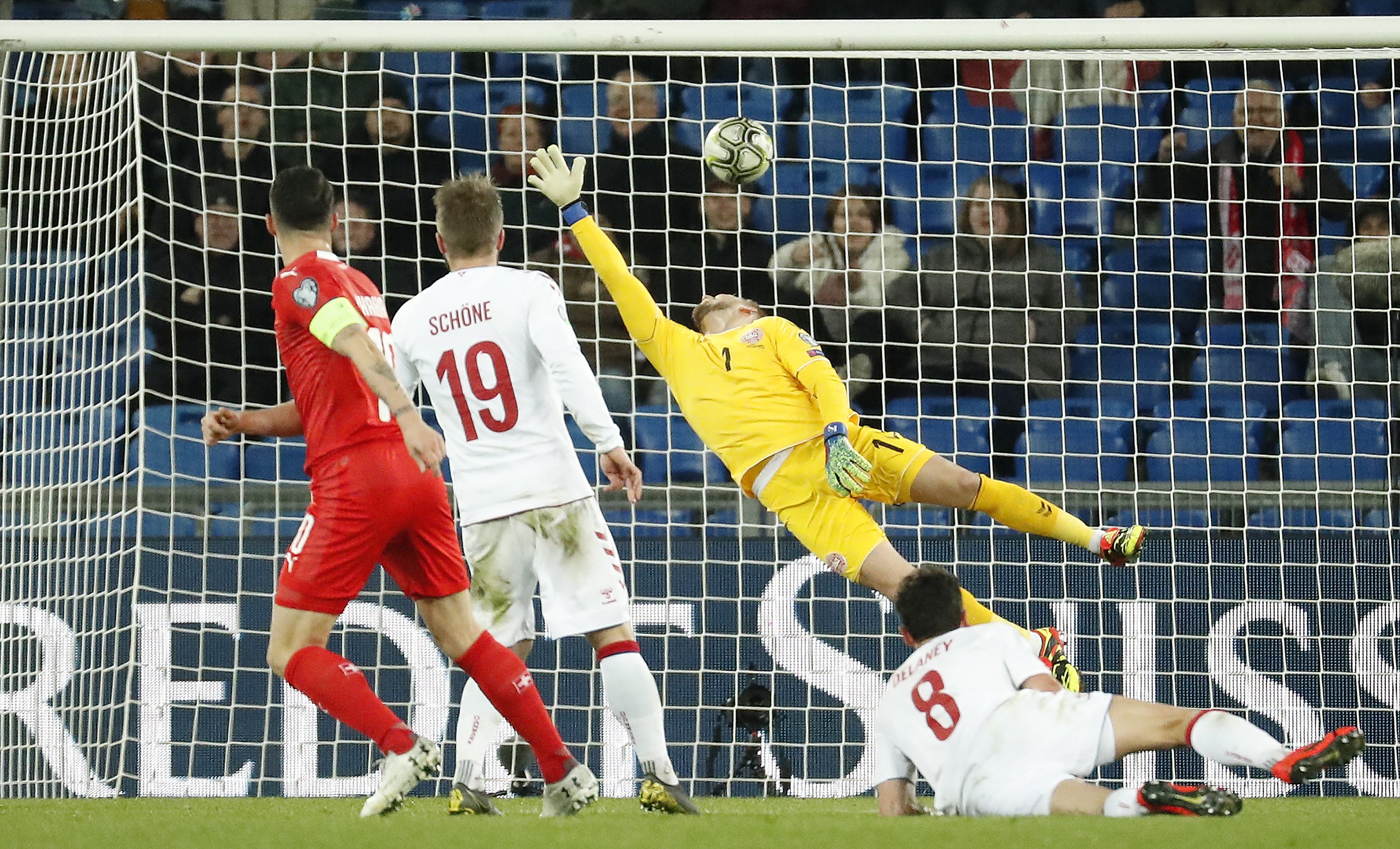 丹麦险胜瑞士，佩德里关键制胜的简单介绍